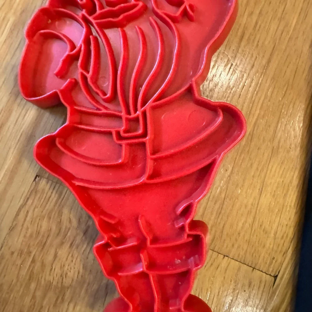 8 Vintage Tupperware Red Holiday Cookie Cutters